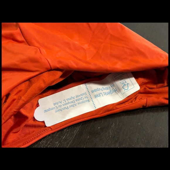 Andie Swim The Luzon Halter Eco Nylon One Piece Swimsuit Chili Pepper Size M NWT - Picture 16 of 16